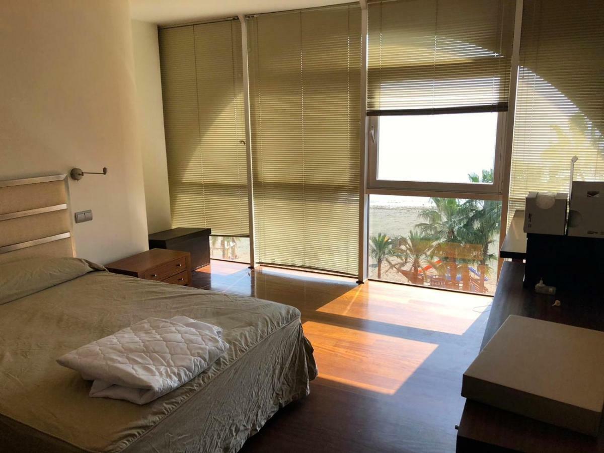 Atico-Duplex Primera Linea De Playa En El Centro De 에스테포나 외부 사진